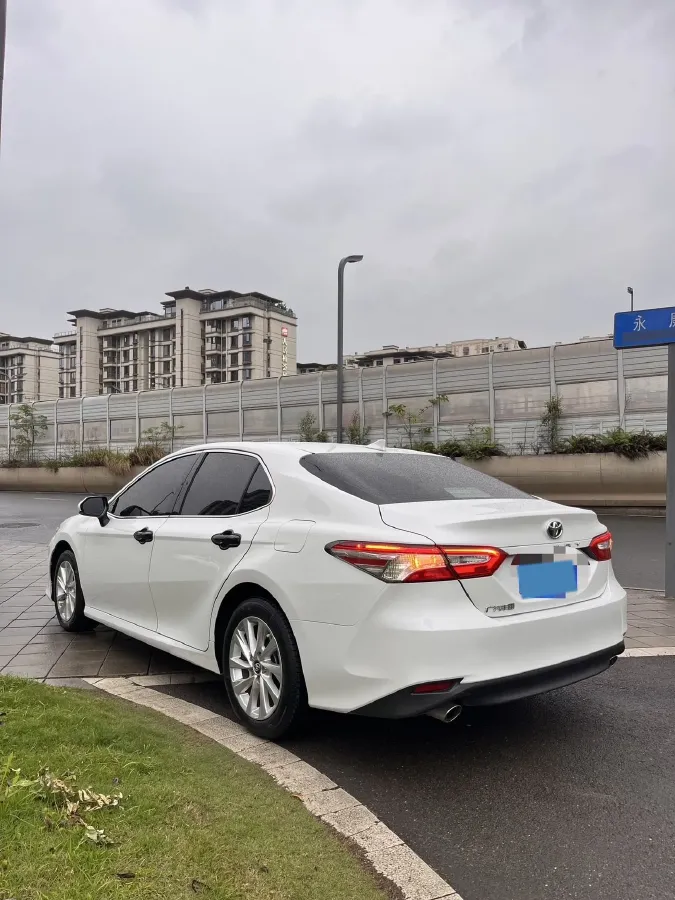 2022 Toyota Camry 2.0L 178HP L4 CVT,autocango,china used car exporter,china ev exporter,chinese used car exporter,chinese used ev exporter