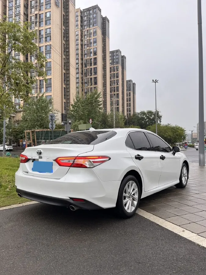 2022 Toyota Camry 2.0L 178HP L4 CVT,autocango,china used car exporter,china ev exporter,chinese used car exporter,chinese used ev exporter