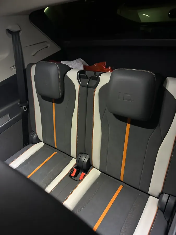 2024 Volkswagen ID.6 Crozz BEV 84.8KWH,autocango,china used car exporter,china ev exporter,chinese used car exporter,chinese used ev exporter