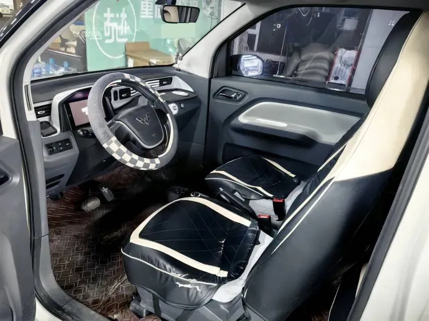 2021 WuLing HongGuang MINI EV BEV 13.9KWH,autocango,china used car exporter,china ev exporter,chinese used car exporter,chinese used ev exporter