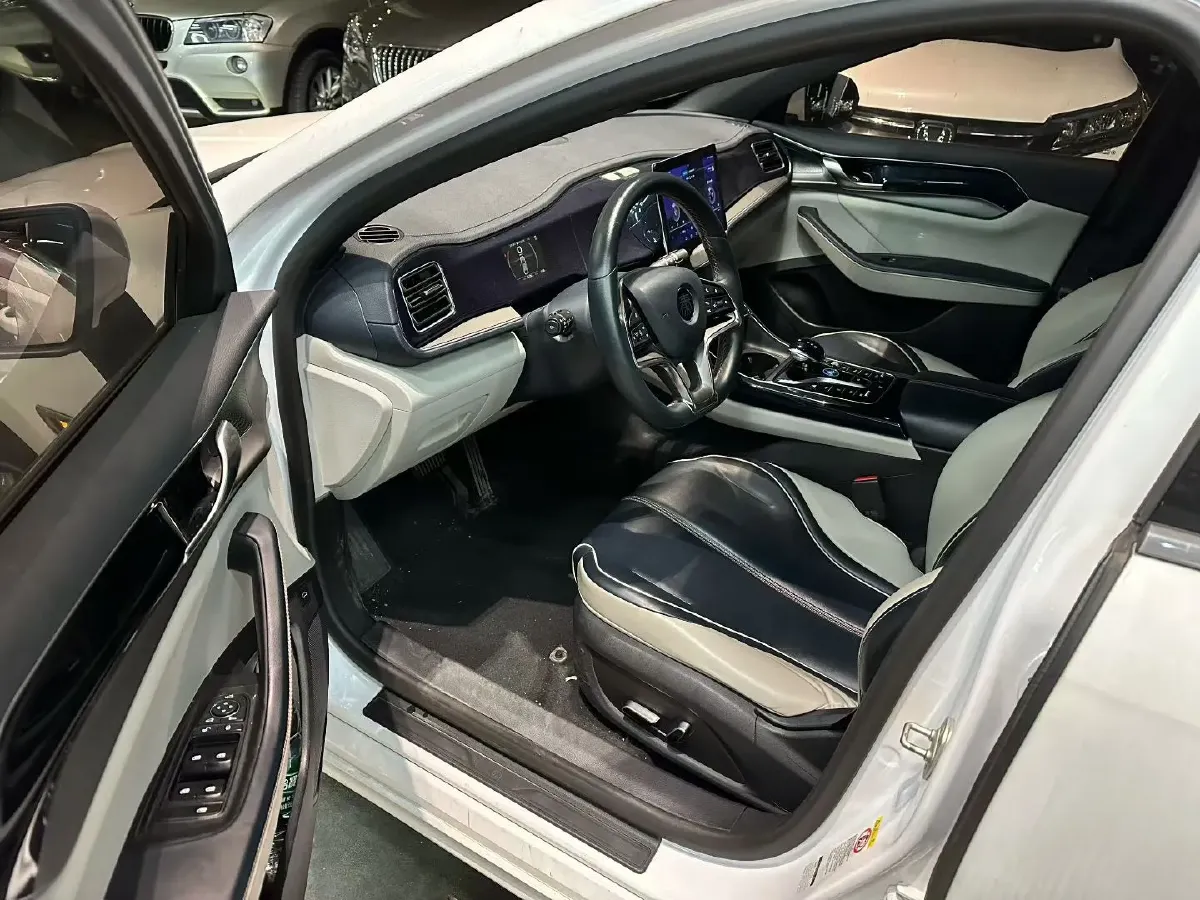 2021 MAXUS G50 1.5T 169HP L4 7DCT,autocango,china used car exporter,china ev exporter,chinese used car exporter,chinese used ev exporter