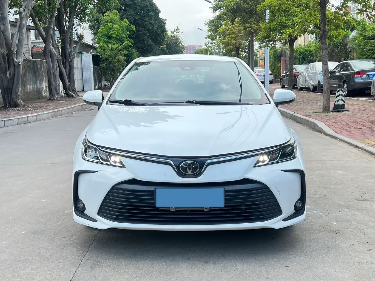 2021 Toyota Corolla 1.2T 116HP L4 CVT,autocango,china used car exporter,china ev exporter,chinese used car exporter,chinese used ev exporter