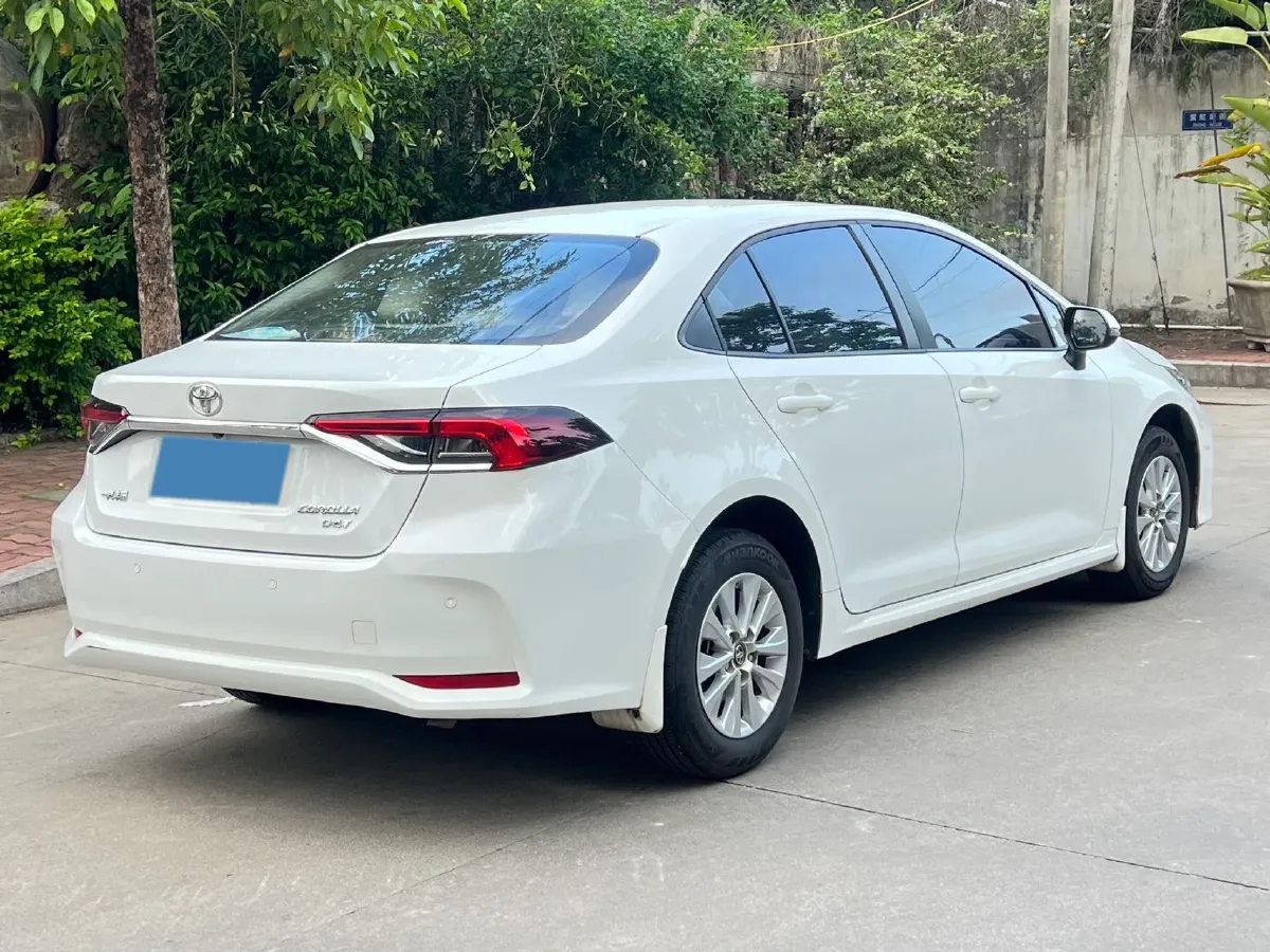 2021 Toyota Corolla 1.2T 116HP L4 CVT,autocango,china used car exporter,china ev exporter,chinese used car exporter,chinese used ev exporter