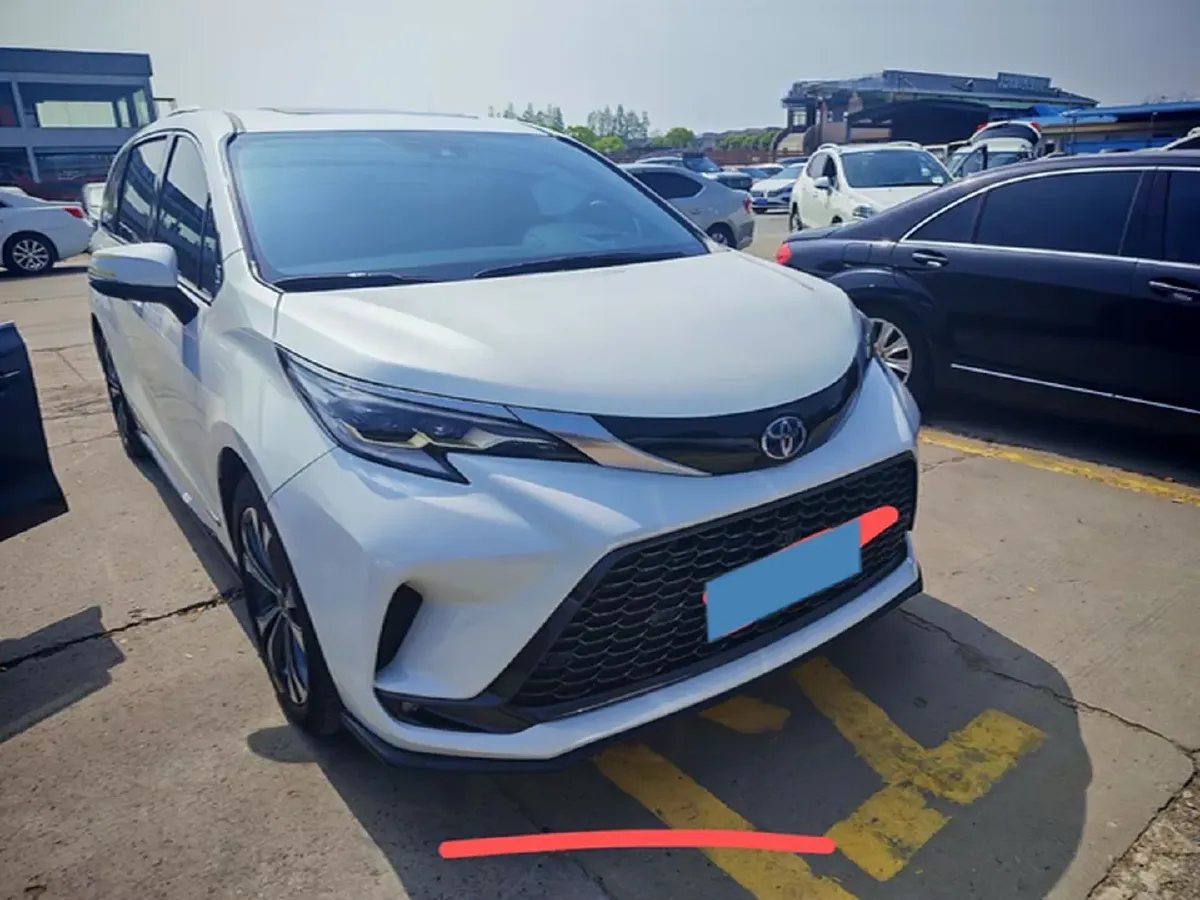 2022 Toyota Granvia 2.5L 192HP L4 E-CVT Hybrid,autocango,china used car exporter,china ev exporter,chinese used car exporter,chinese used ev exporter