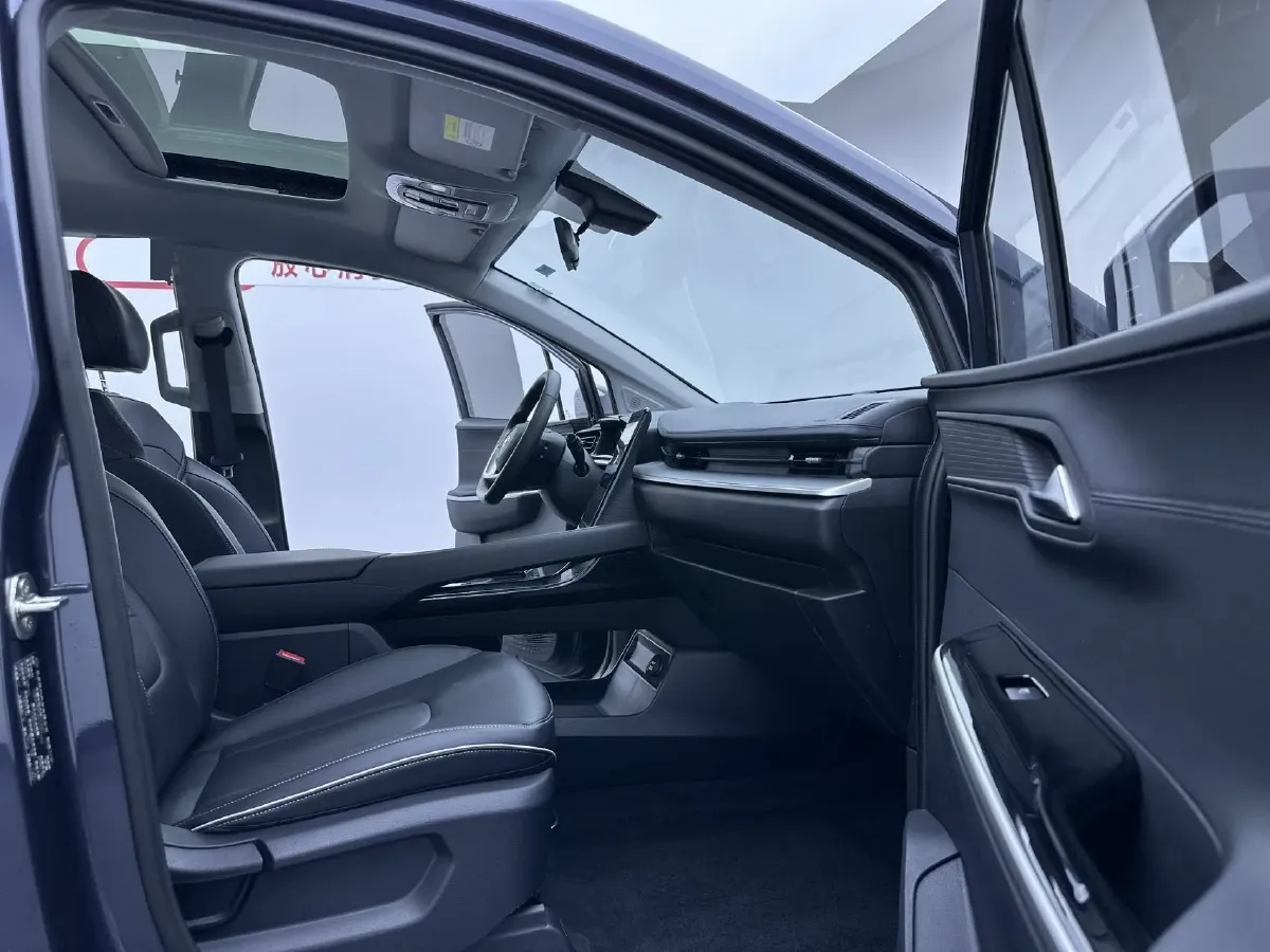 2024 Hyundai Custo 1.5T 170HP L4 8AT,autocango,china used car exporter,china ev exporter,chinese used car exporter,chinese used ev exporter