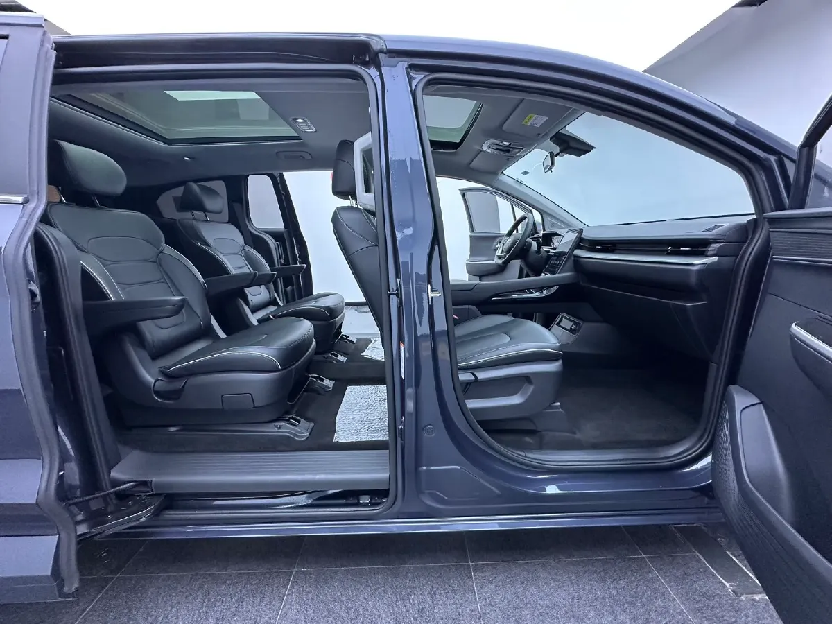 2024 Hyundai Custo 1.5T 170HP L4 8AT,autocango,china used car exporter,china ev exporter,chinese used car exporter,chinese used ev exporter