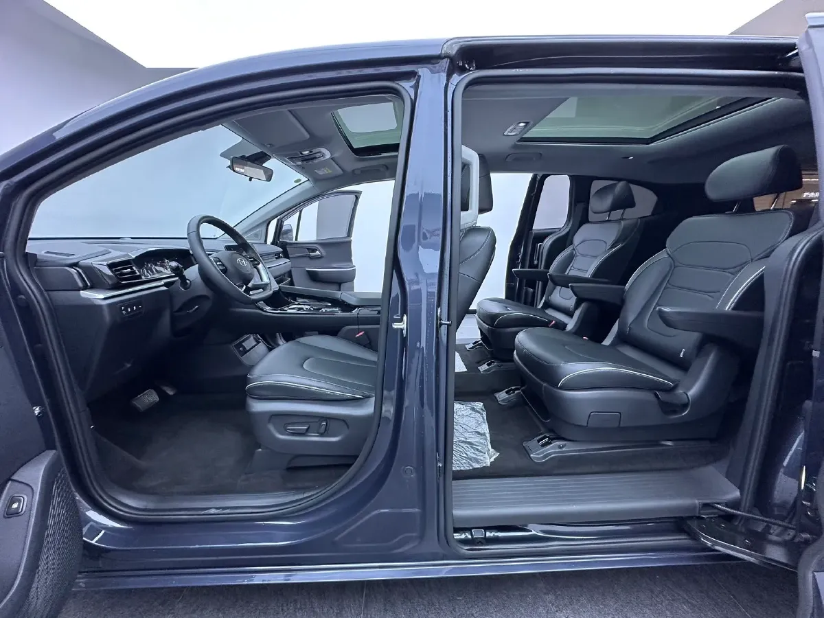 2024 Hyundai Custo 1.5T 170HP L4 8AT,autocango,china used car exporter,china ev exporter,chinese used car exporter,chinese used ev exporter