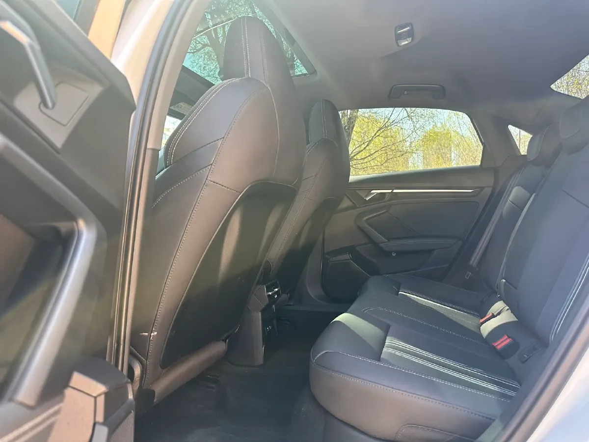 2022 Audi A3 1.4T 150HP L4 7DCT,autocango,china used car exporter,china ev exporter,chinese used car exporter,chinese used ev exporter