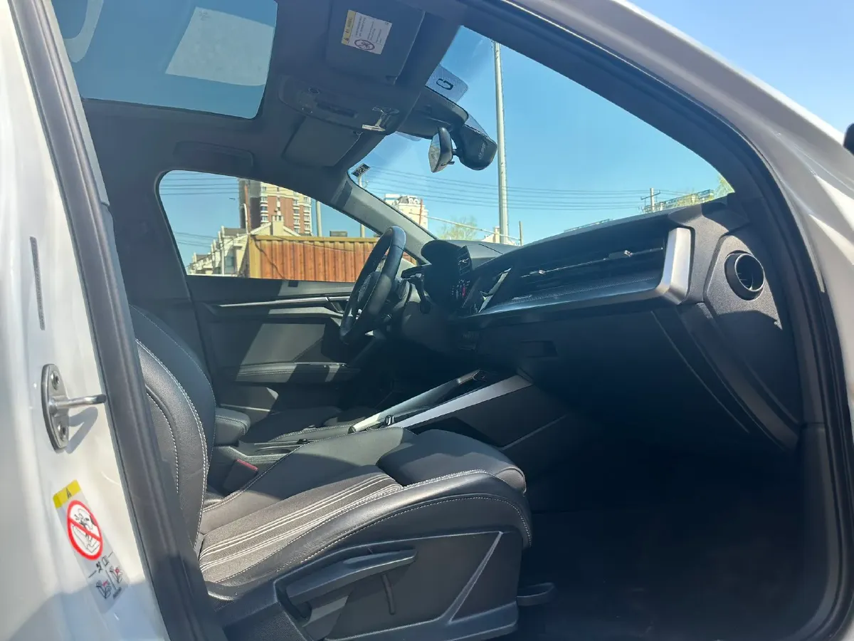 2022 Audi A3 1.4T 150HP L4 7DCT,autocango,china used car exporter,china ev exporter,chinese used car exporter,chinese used ev exporter