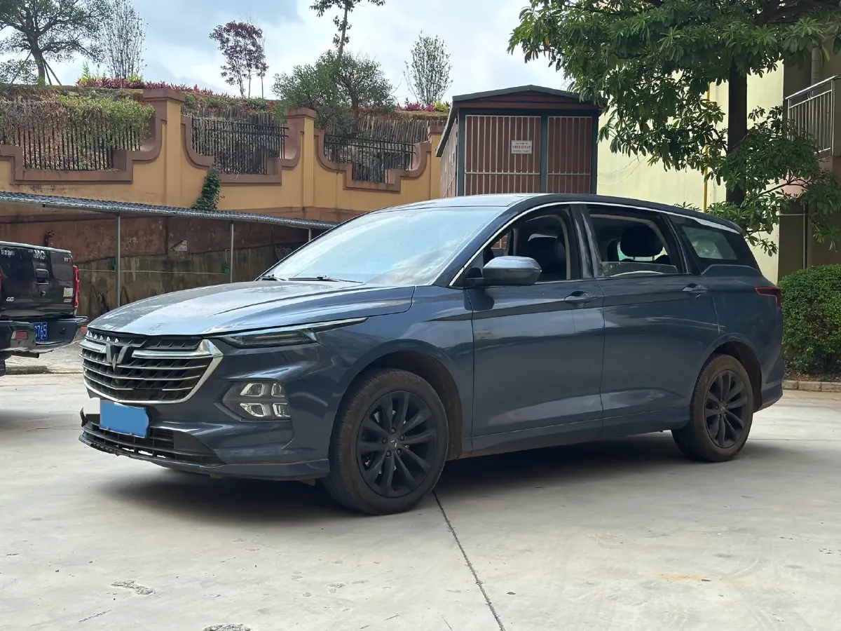 2020 WuLing KaiJie 1.5T 147HP L4 CVT,autocango,china used car exporter,china ev exporter,chinese used car exporter,chinese used ev exporter