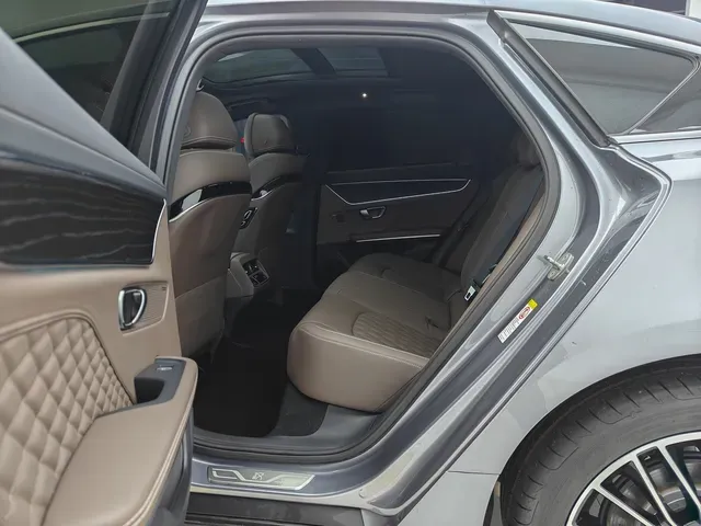 2023 BYD Han 1.5T 139HP L4 E-CVT PHEV 30.772KWH,autocango,china used car exporter,china ev exporter,chinese used car exporter,chinese used ev exporter