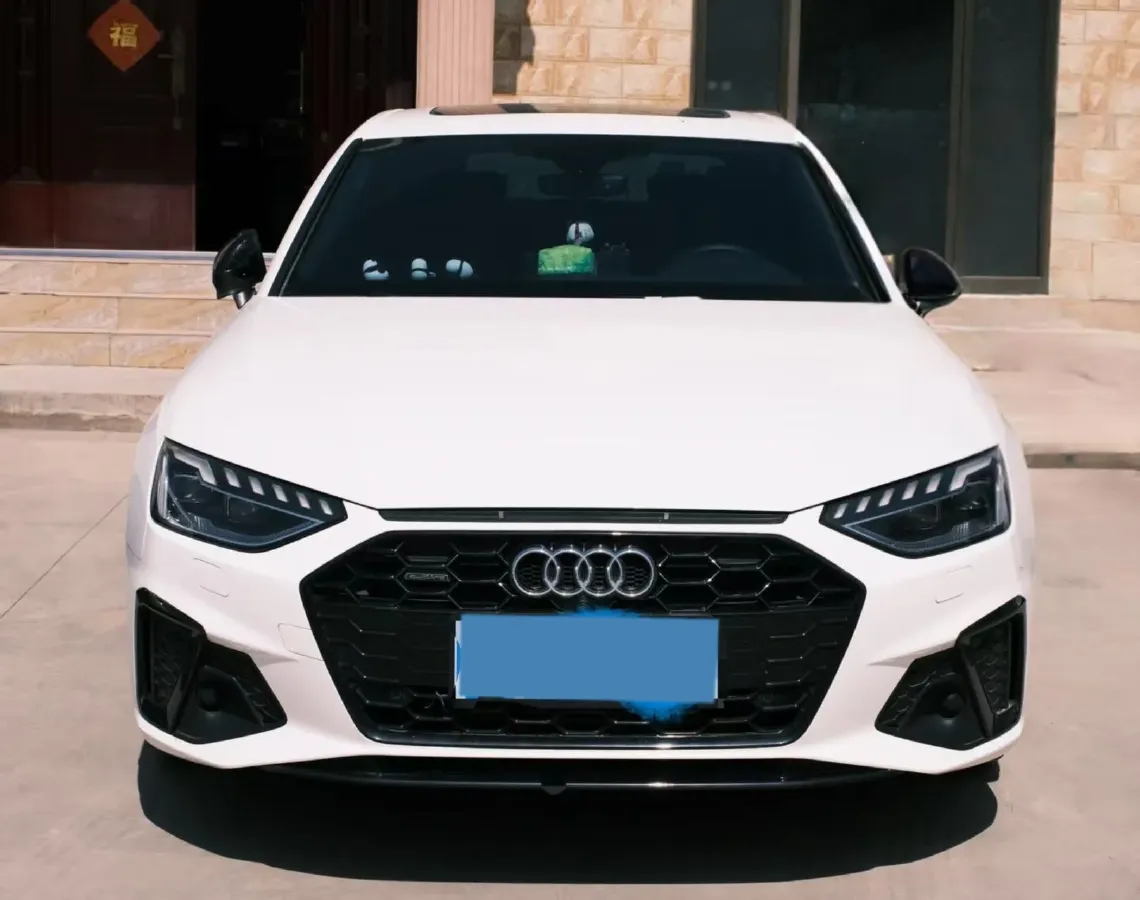 2023 Audi A4L 2.0T 245HP L4 7DCT,autocango,china used car exporter,china ev exporter,chinese used car exporter,chinese used ev exporter