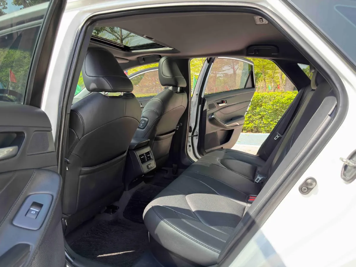 2022 Toyota Avalon 2.5L 178HP L4 E-CVT Hybrid,autocango,china used car exporter,china ev exporter,chinese used car exporter,chinese used ev exporter