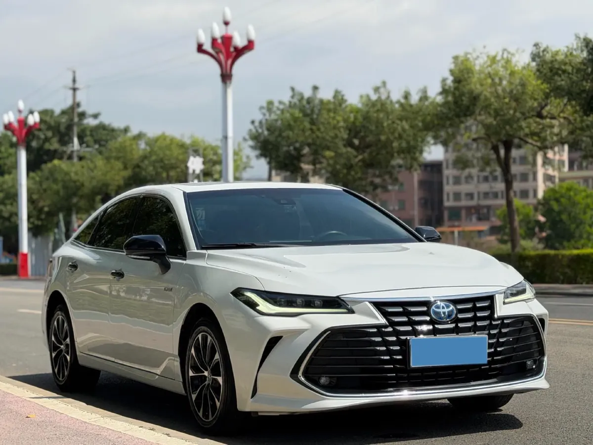 2022 Toyota Avalon 2.5L 178HP L4 E-CVT Hybrid,autocango,china used car exporter,china ev exporter,chinese used car exporter,chinese used ev exporter