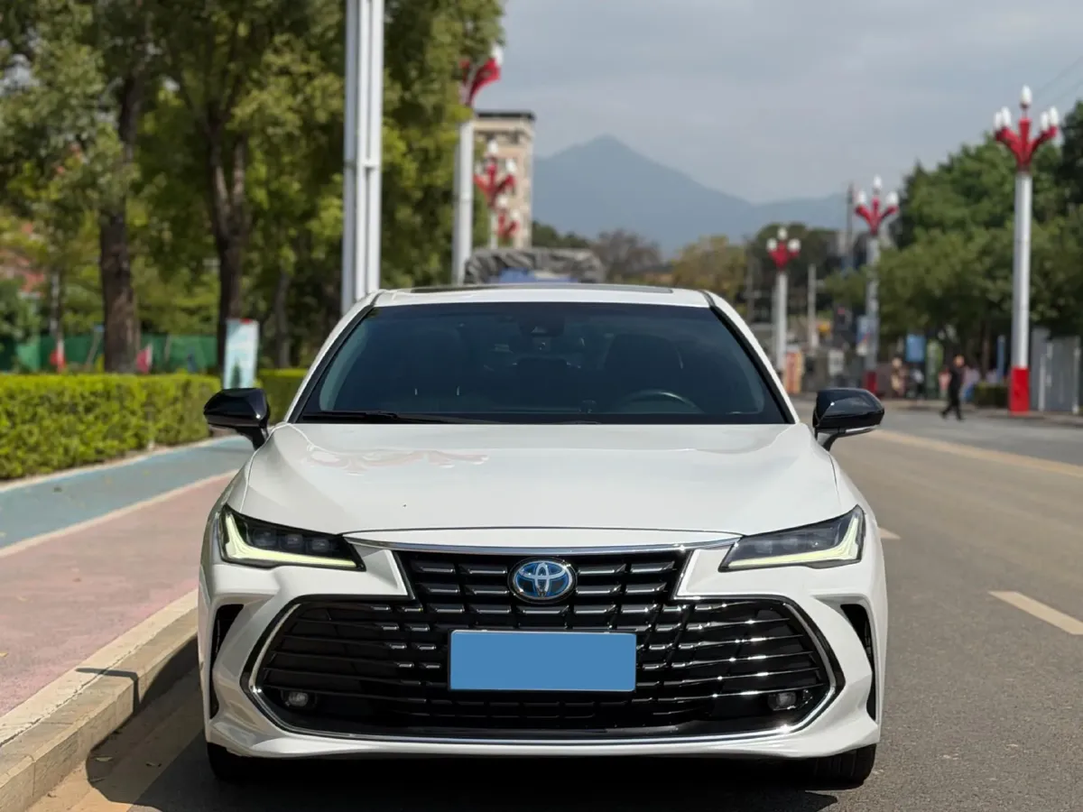 2022 Toyota Avalon 2.5L 178HP L4 E-CVT Hybrid,autocango,china used car exporter,china ev exporter,chinese used car exporter,chinese used ev exporter