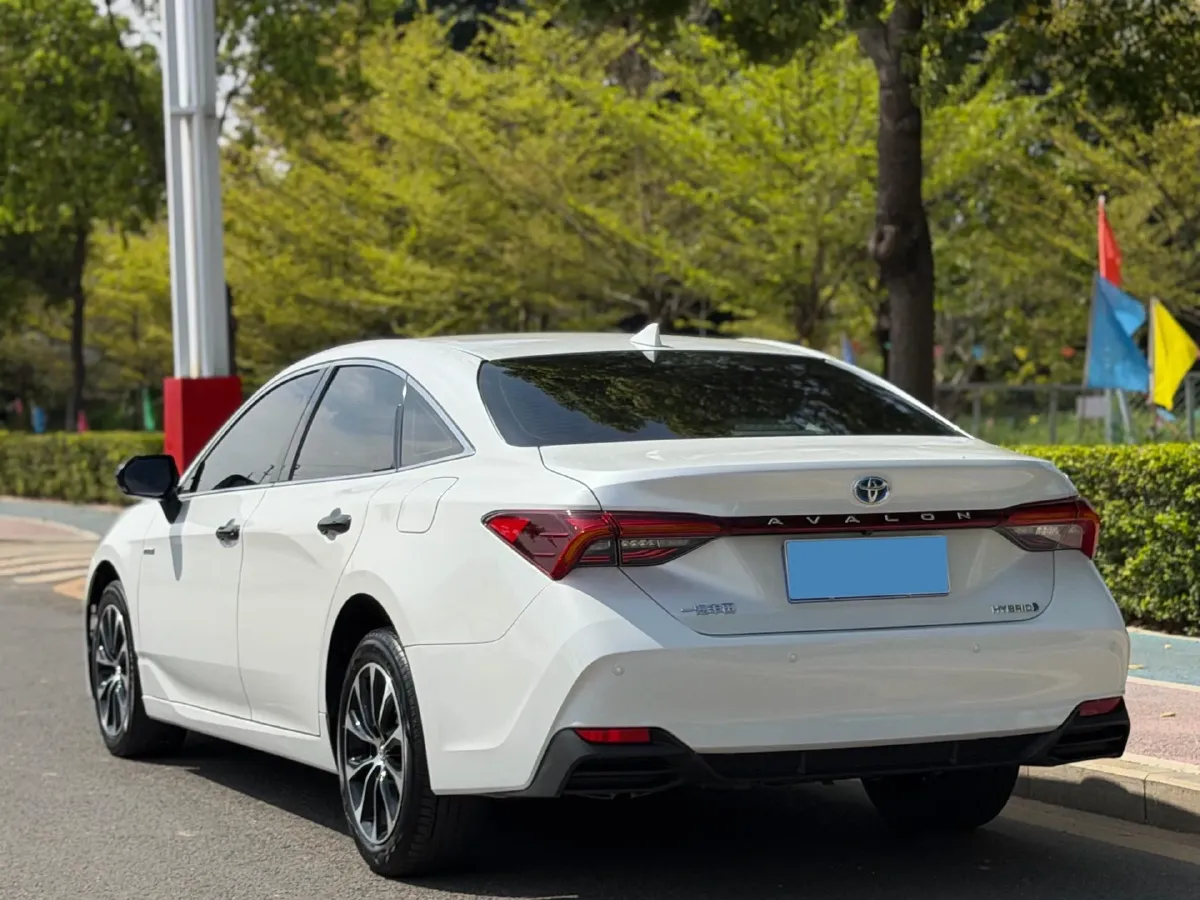 2022 Toyota Avalon 2.5L 178HP L4 E-CVT Hybrid,autocango,china used car exporter,china ev exporter,chinese used car exporter,chinese used ev exporter