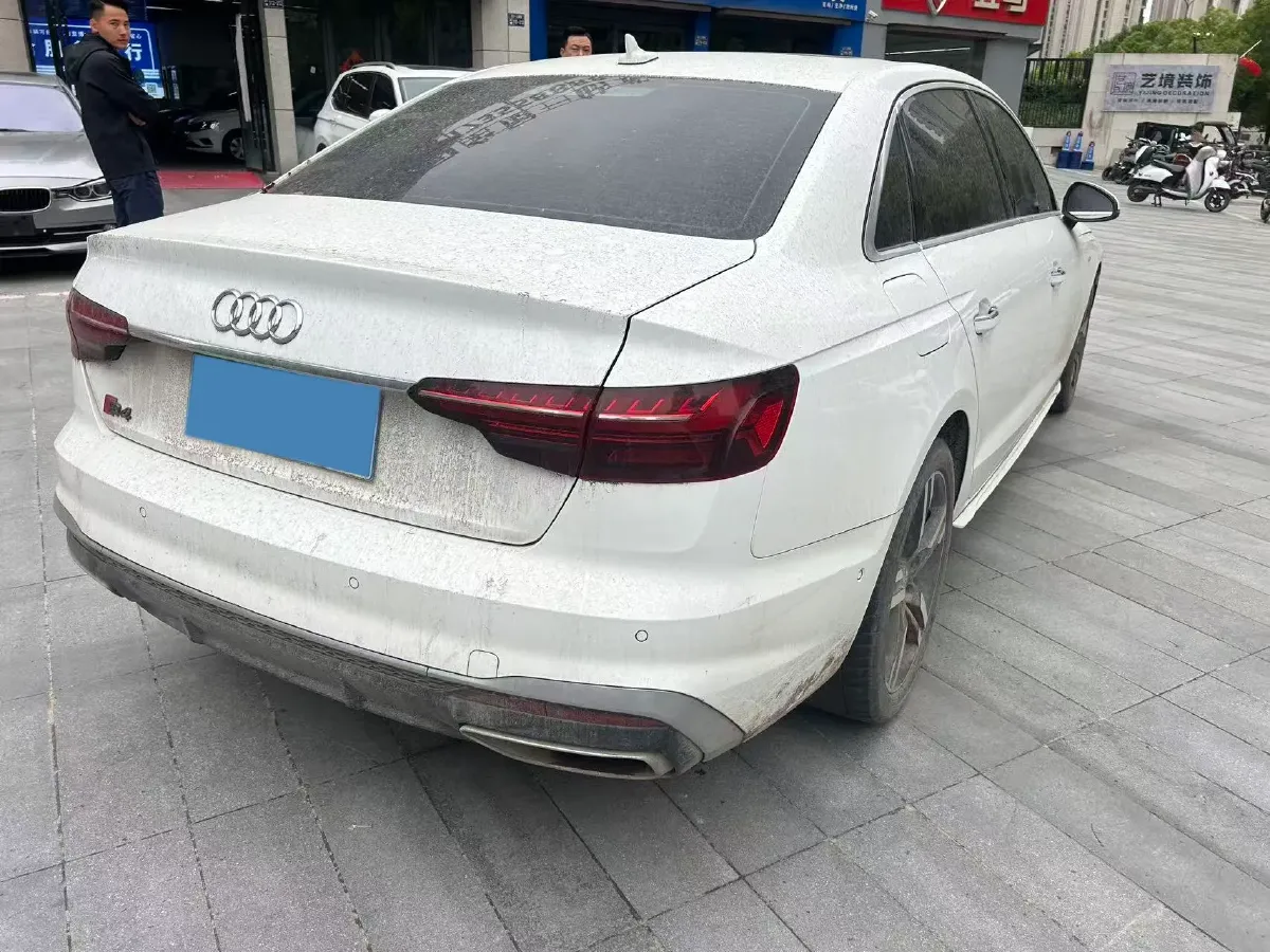 2020 Audi A4L 2.0T 190HP L4 7DCT,autocango,china used car exporter,china ev exporter,chinese used car exporter,chinese used ev exporter