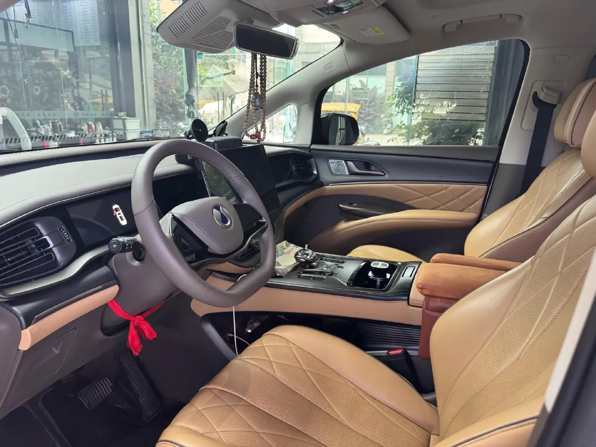 2022 Mercedes-Benz GLC Class 2.0T 197HP L4 9AT,autocango,china used car exporter,china ev exporter,chinese used car exporter,chinese used ev exporter