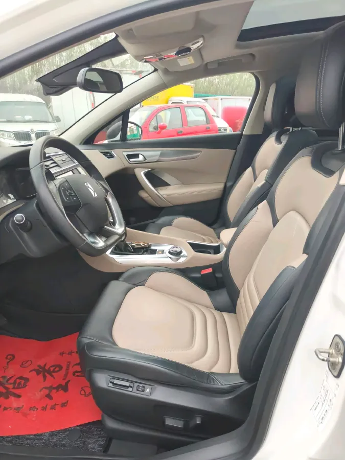 2016 DS 6 1.6T 167HP L4 6AT,autocango,china used car exporter,china ev exporter,chinese used car exporter,chinese used ev exporter