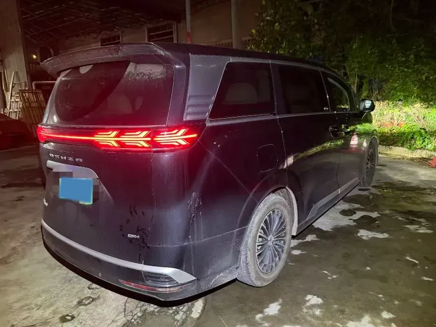 2022 HongQi HS7 3.0T 337HP V6 8AT,autocango,china used car exporter,china ev exporter,chinese used car exporter,chinese used ev exporter
