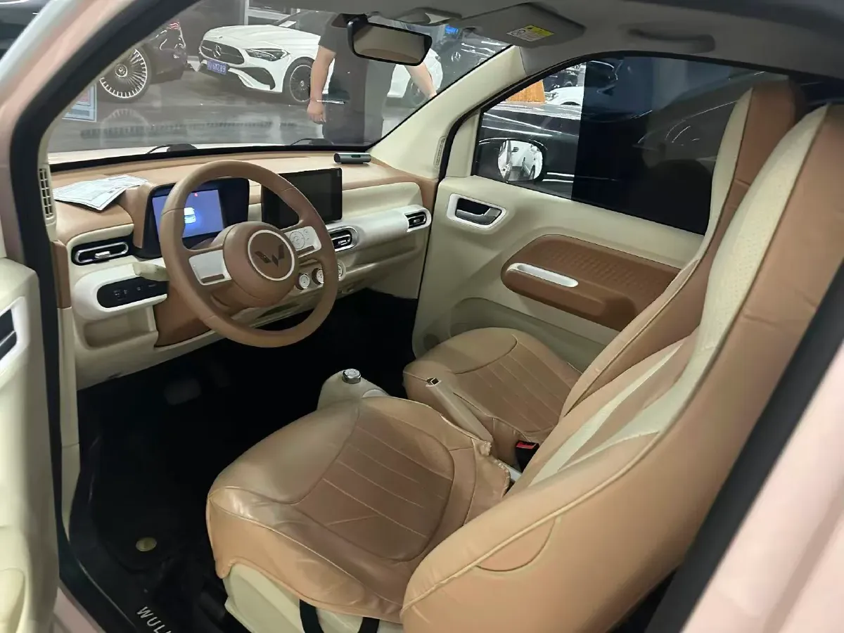 2024 WuLing HongGuang MINI EV BEV 17.3KWH,autocango,china used car exporter,china ev exporter,chinese used car exporter,chinese used ev exporter