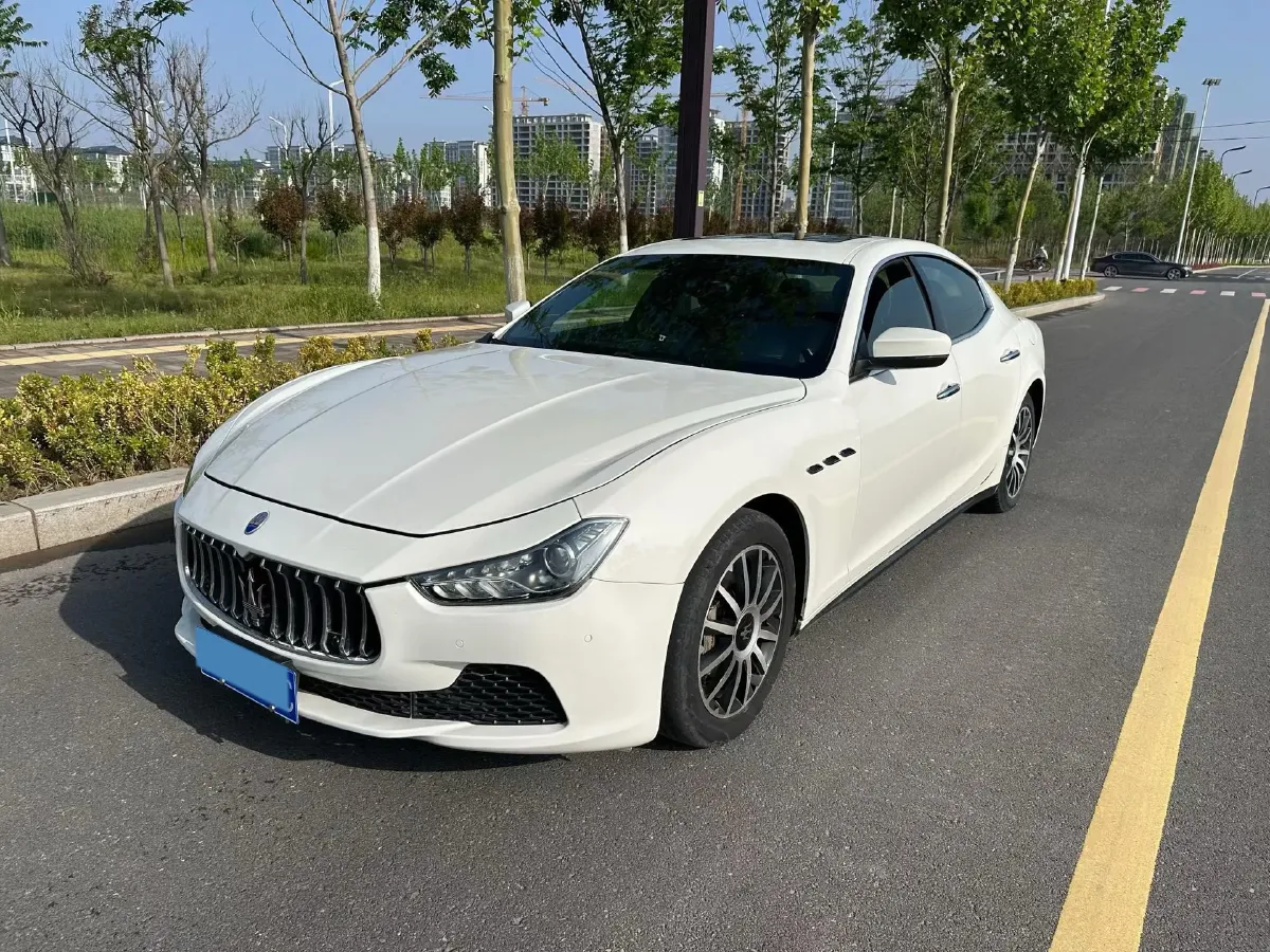 2017 Maserati Ghibli 3.0T 350HP V6 8AT,autocango,china used car exporter,china ev exporter,chinese used car exporter,chinese used ev exporter