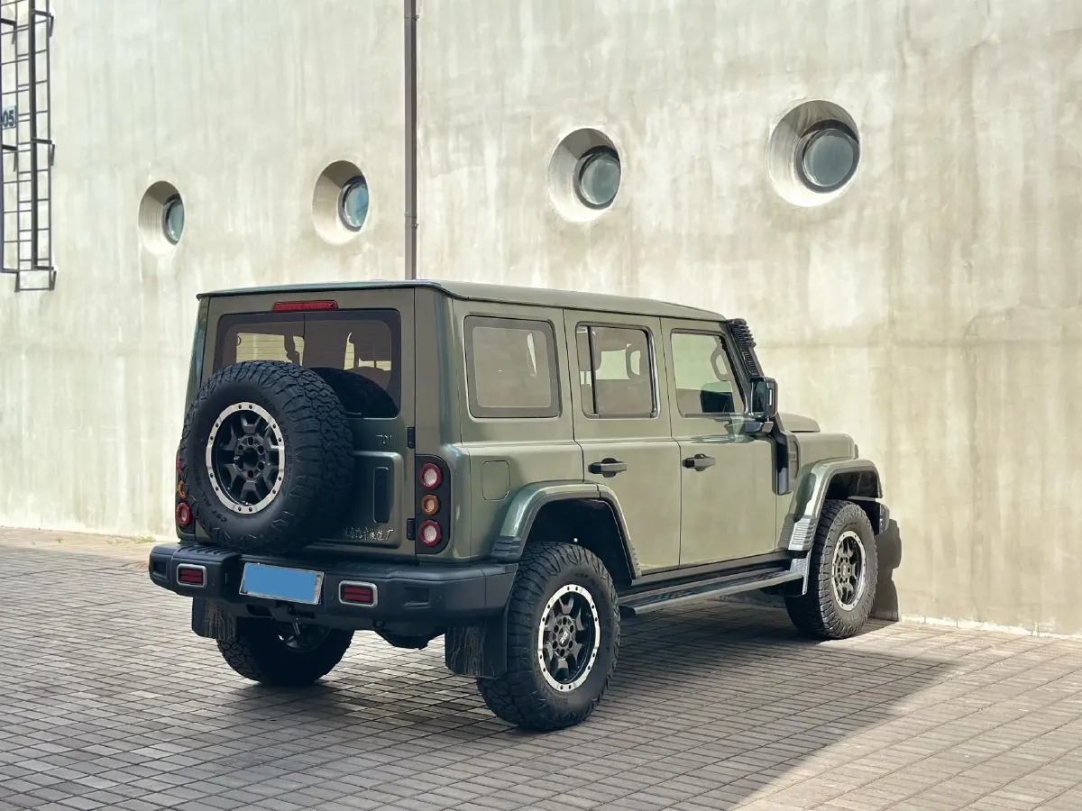 2025 212 212 T01 2.0T 252HP L4 8AT,autocango,china used car exporter,china ev exporter,chinese used car exporter,chinese used ev exporter