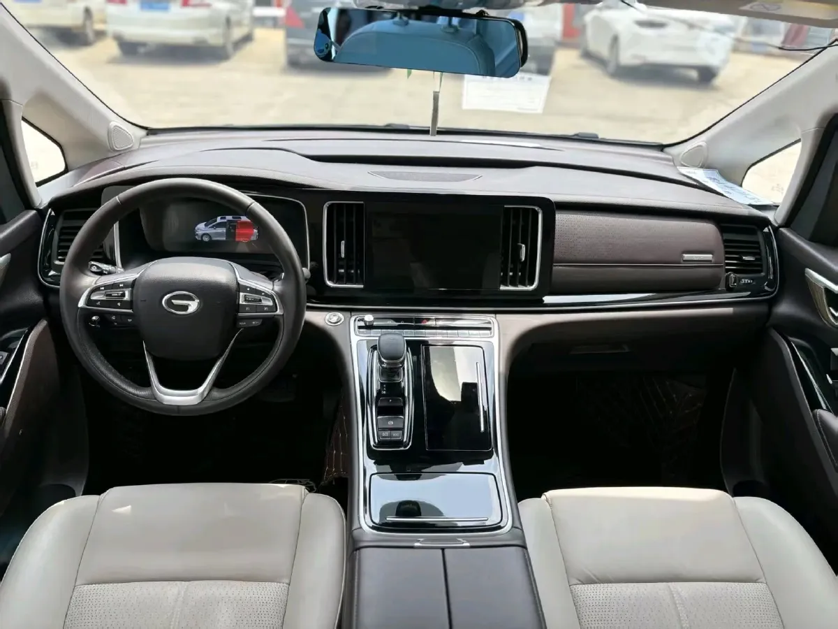 2021 GAC Trumpchi M8 2.0T 252HP L4 8AT,autocango,china used car exporter,china ev exporter,chinese used car exporter,chinese used ev exporter