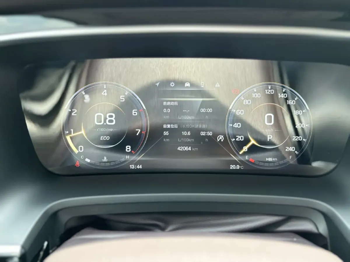 2021 GAC Trumpchi M8 2.0T 252HP L4 8AT,autocango,china used car exporter,china ev exporter,chinese used car exporter,chinese used ev exporter