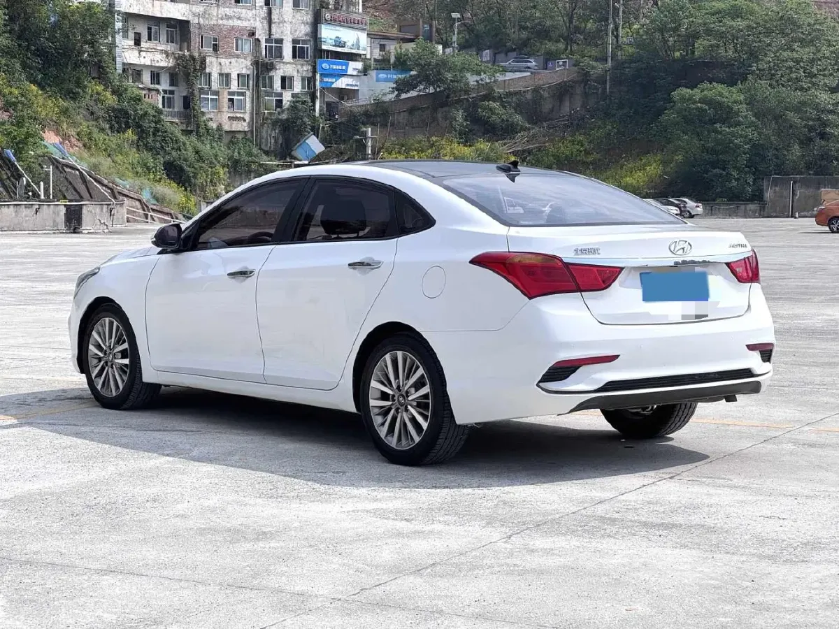2017 Hyundai Mistra 1.8L 143HP L4 6AT,autocango,china used car exporter,china ev exporter,chinese used car exporter,chinese used ev exporter