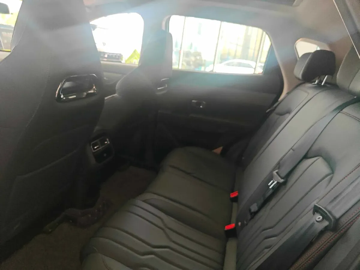 2025 Jetour DASHING 1.5T 156HP L4 6DCT,autocango,china used car exporter,china ev exporter,chinese used car exporter,chinese used ev exporter