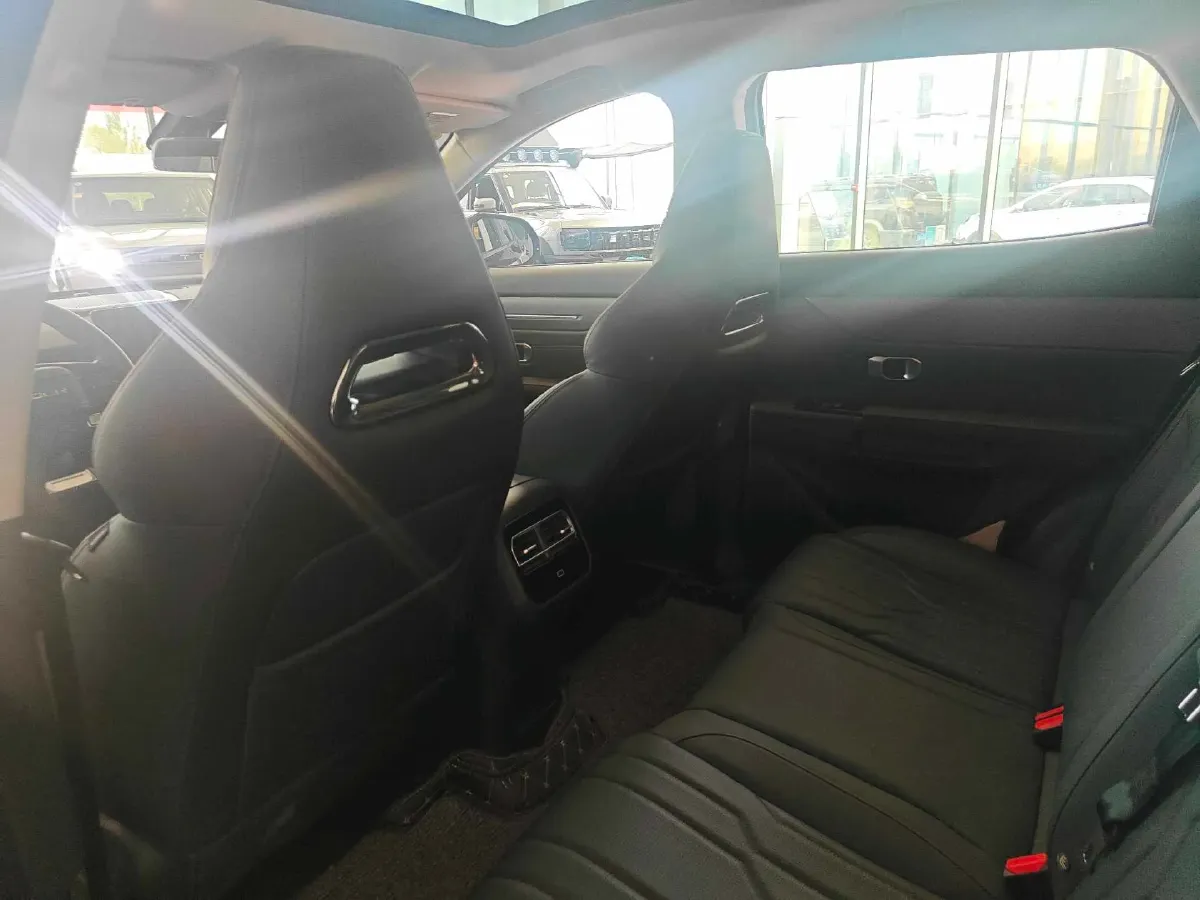 2025 Jetour DASHING 1.5T 156HP L4 6DCT,autocango,china used car exporter,china ev exporter,chinese used car exporter,chinese used ev exporter