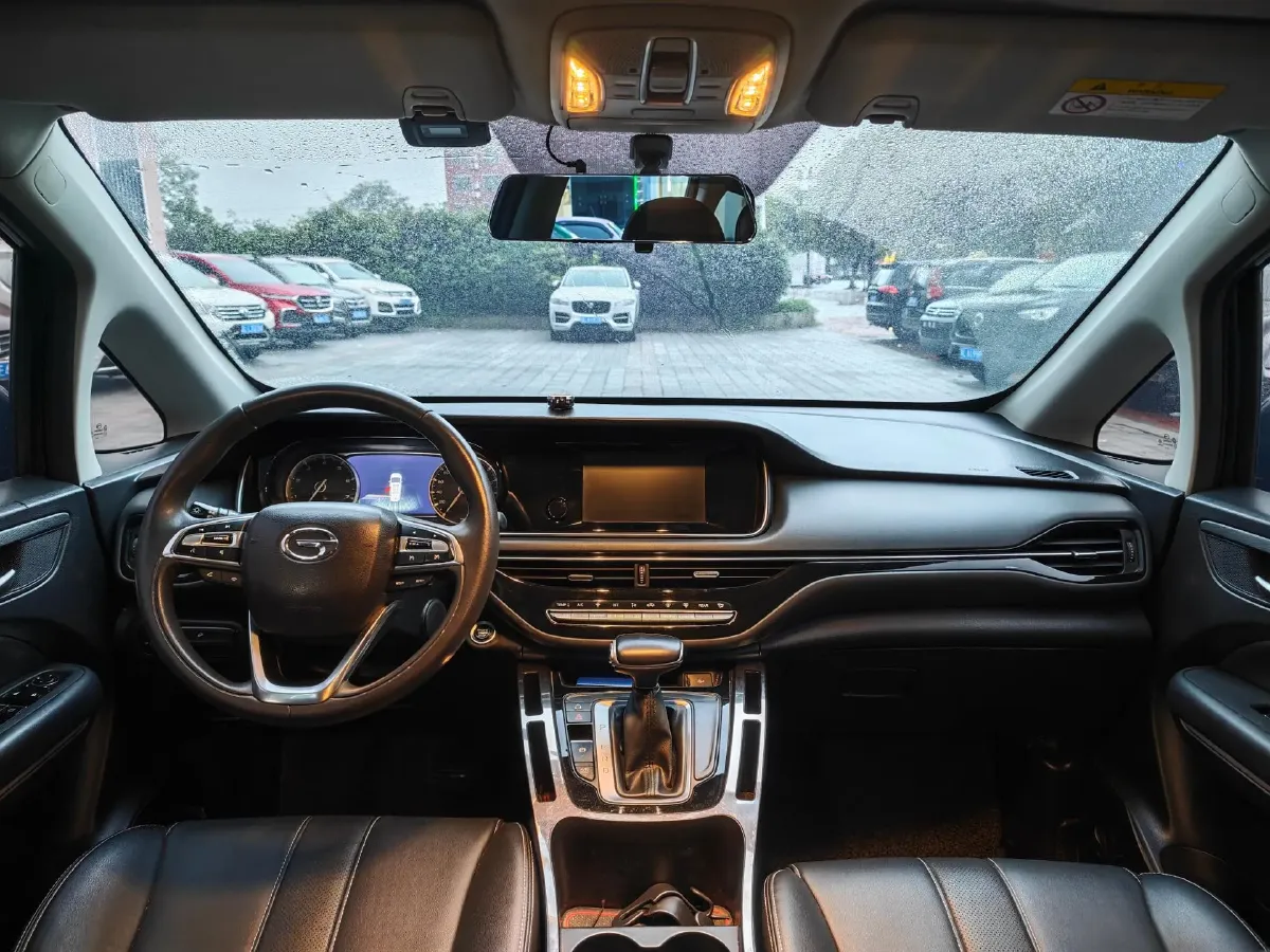 2021 GAC Trumpchi M6 1.5T 169HP L4 7DCT,autocango,china used car exporter,china ev exporter,chinese used car exporter,chinese used ev exporter