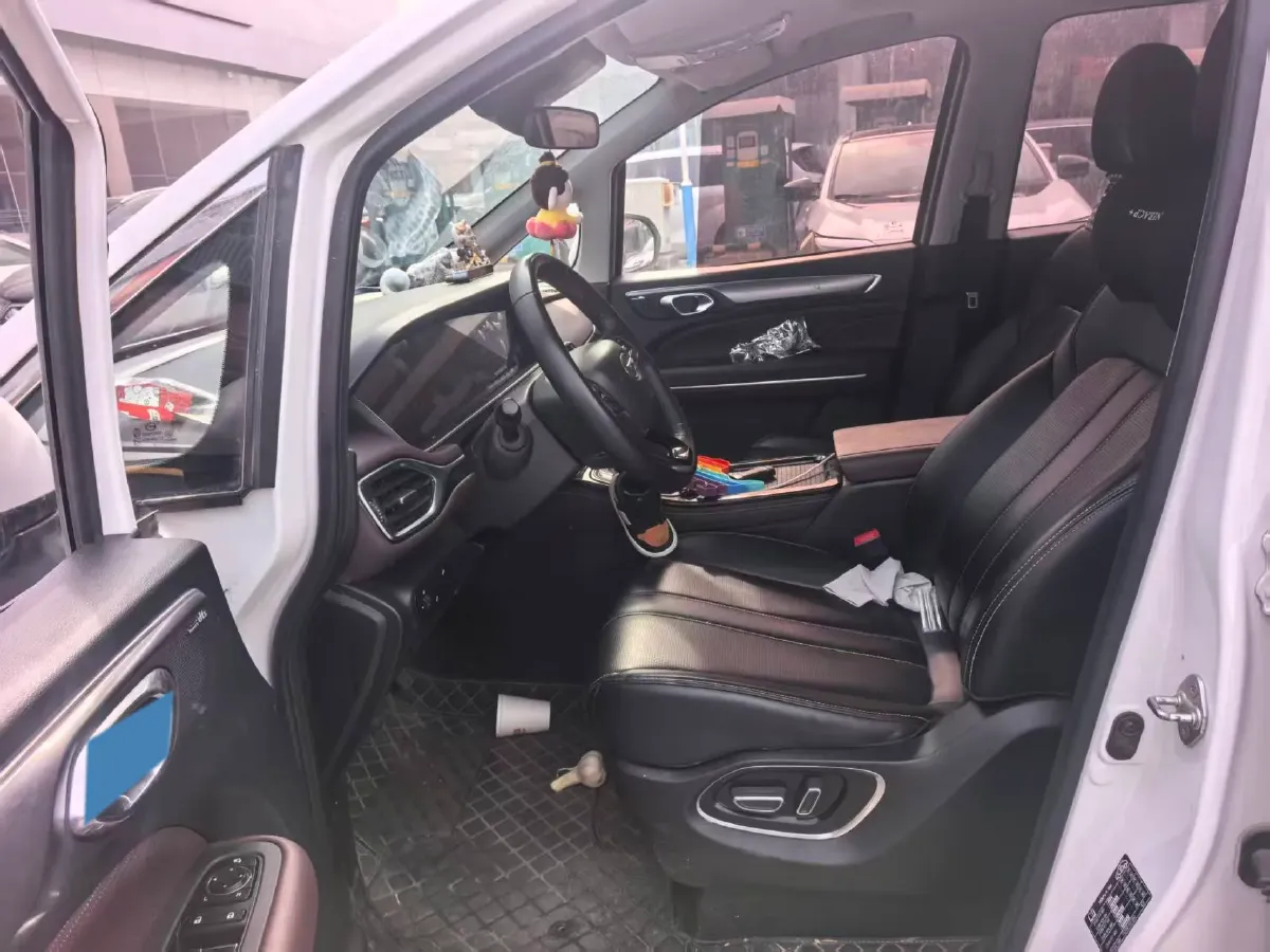 2023 GAC Trumpchi M6 1.5T 177HP L4 7DCT,autocango,china used car exporter,china ev exporter,chinese used car exporter,chinese used ev exporter