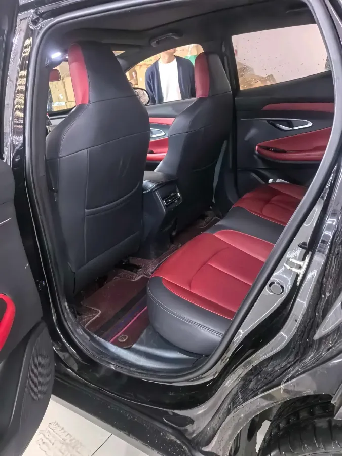 2021 ChangAn UNI-T 1.5T 180HP L4 7DCT,autocango,china used car exporter,china ev exporter,chinese used car exporter,chinese used ev exporter