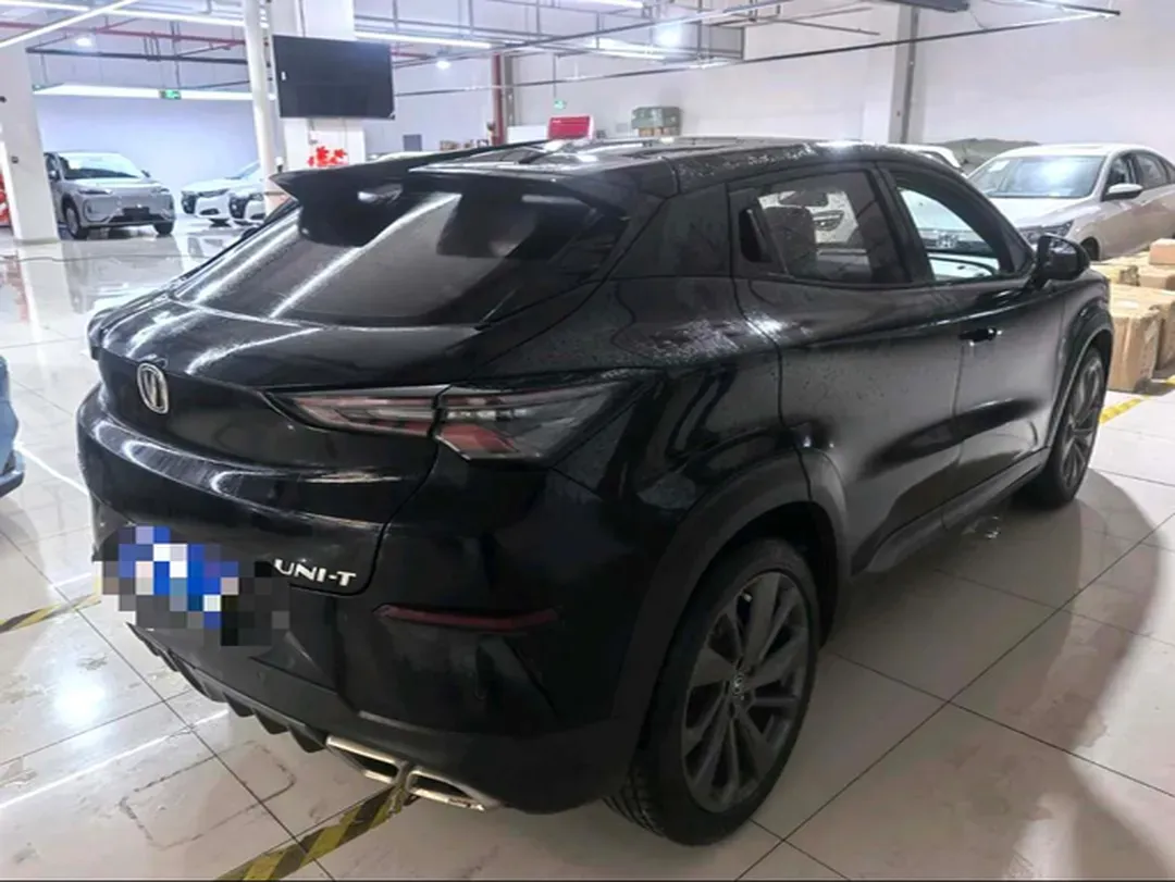 2021 ChangAn UNI-T 1.5T 180HP L4 7DCT,autocango,china used car exporter,china ev exporter,chinese used car exporter,chinese used ev exporter