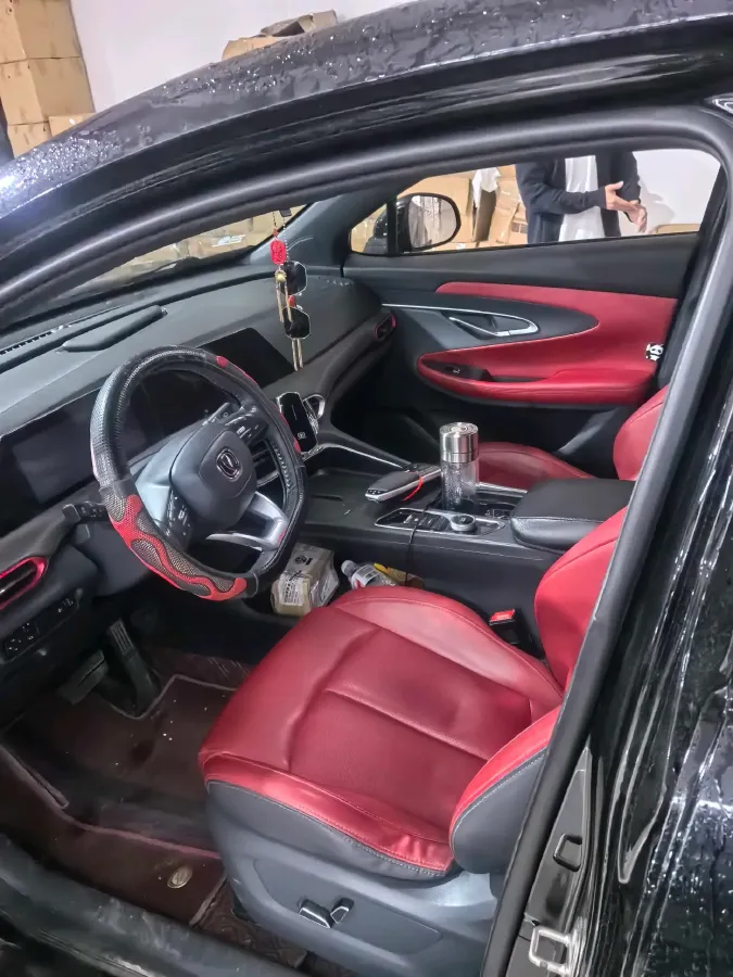 2021 ChangAn UNI-T 1.5T 180HP L4 7DCT,autocango,china used car exporter,china ev exporter,chinese used car exporter,chinese used ev exporter