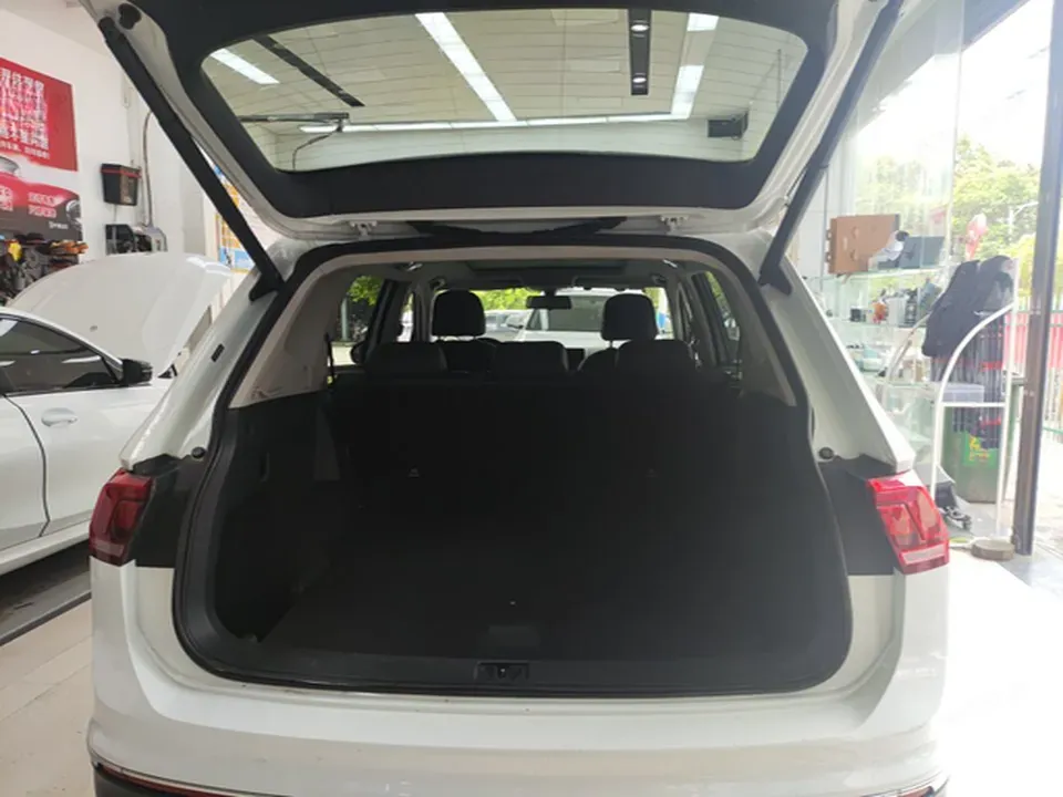 2023 Volkswagen Tiguan L 1.5T 160HP L4 7DCT,autocango,china used car exporter,china ev exporter,chinese used car exporter,chinese used ev exporter