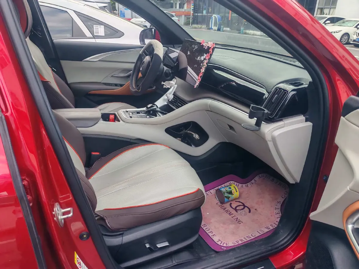 2022 Geely JiaJi 1.5T 177HP L3 7DCT PHEV 15.5KWH,autocango,china used car exporter,china ev exporter,chinese used car exporter,chinese used ev exporter