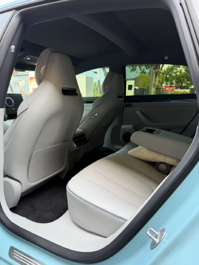 2025 Luxeed S7 BEV 82KWH,autocango,china used car exporter,china ev exporter,chinese used car exporter,chinese used ev exporter