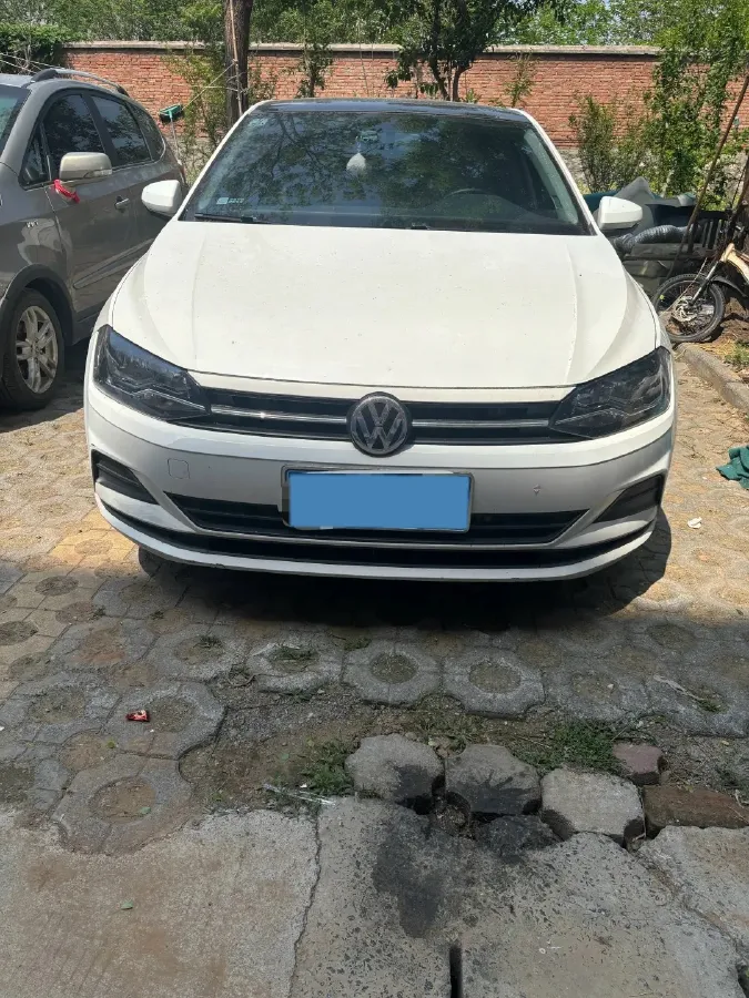 2019 Volkswagen Polo 1.5L 113HP L4 6AT,autocango,china used car exporter,china ev exporter,chinese used car exporter,chinese used ev exporter