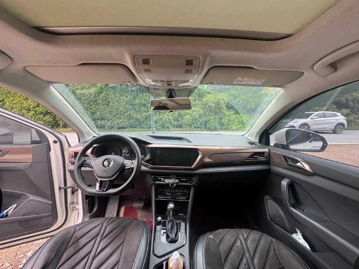 2021 Volkswagen Tharu 1.4T 150HP L4 7DCT,autocango,china used car exporter,china ev exporter,chinese used car exporter,chinese used ev exporter