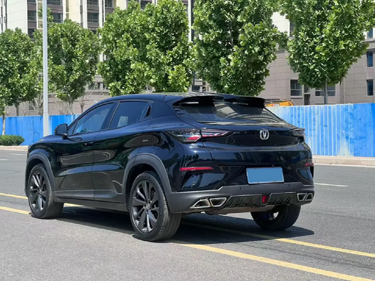 2020 ChangAn UNI-T 1.5T 180HP L4 7DCT,autocango,china used car exporter,china ev exporter,chinese used car exporter,chinese used ev exporter