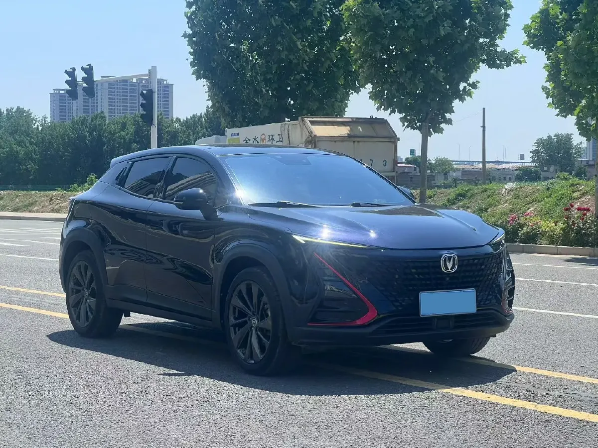 2020 ChangAn UNI-T 1.5T 180HP L4 7DCT,autocango,china used car exporter,china ev exporter,chinese used car exporter,chinese used ev exporter