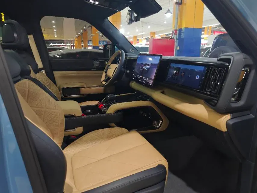 2023 FangChengBao Bao 5 1.5T 194HP L4 E-CVT PHEV 31.8KWH,autocango,china used car exporter,china ev exporter,chinese used car exporter,chinese used ev exporter