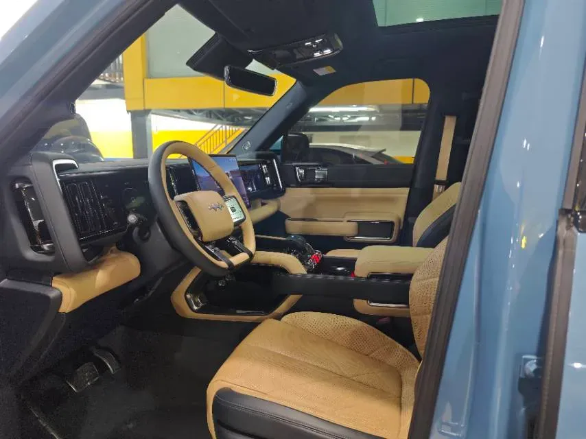 2023 FangChengBao Bao 5 1.5T 194HP L4 E-CVT PHEV 31.8KWH,autocango,china used car exporter,china ev exporter,chinese used car exporter,chinese used ev exporter