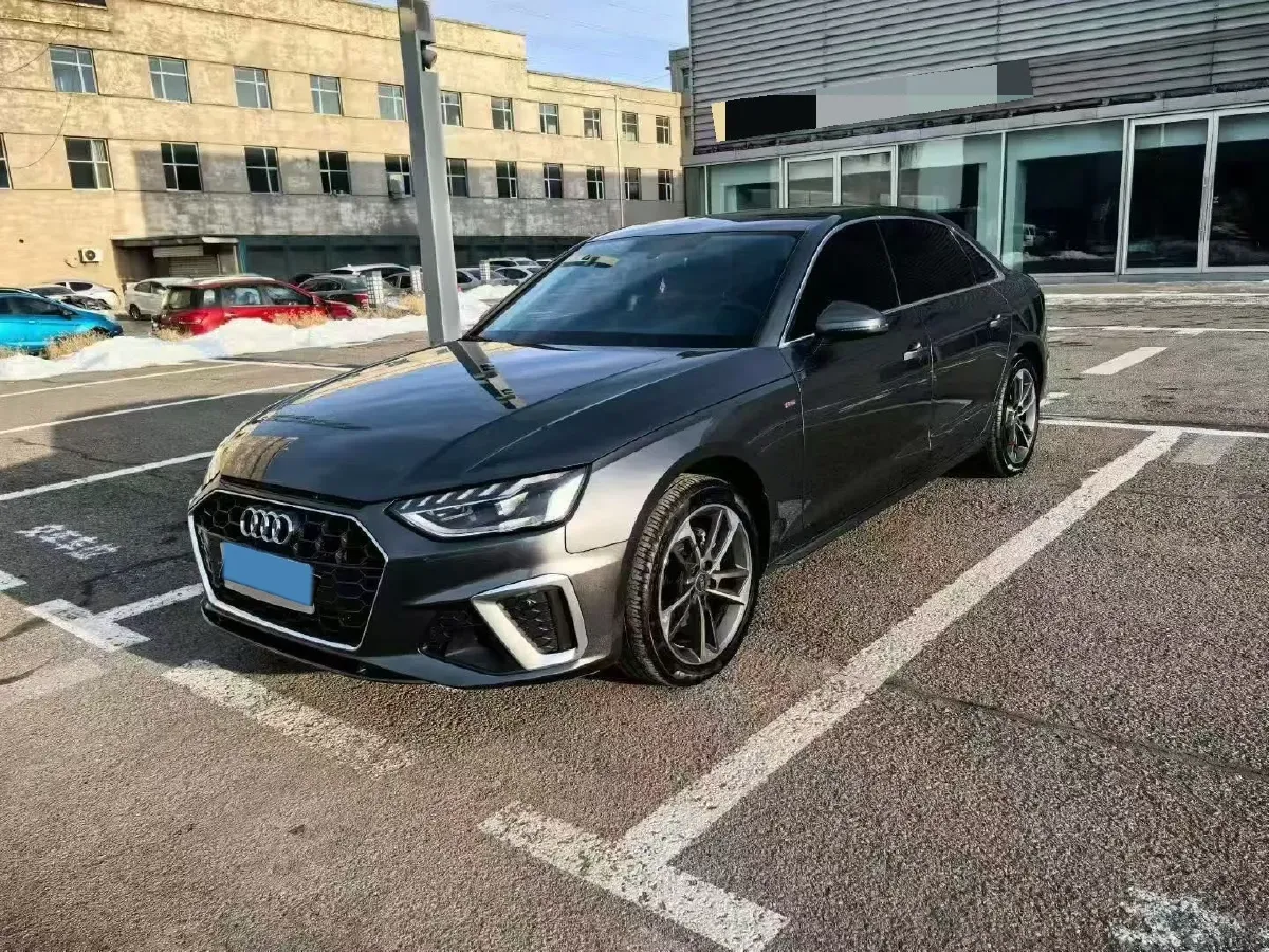 2024 Audi A4L 2.0T 190HP L4 7DCT,autocango,china used car exporter,china ev exporter,chinese used car exporter,chinese used ev exporter