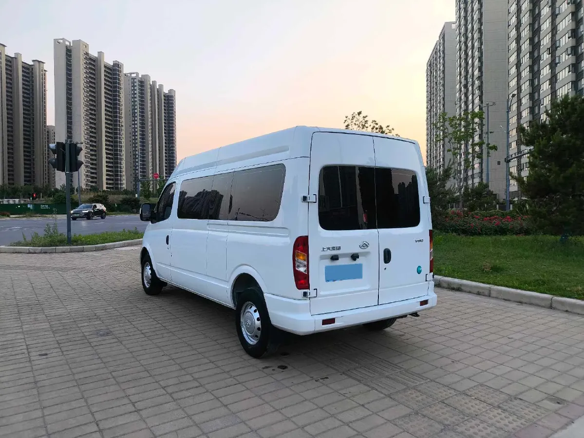 2023 MAXUS XinTu V80 2.0T 127HP L4 6MT,autocango,china used car exporter,china ev exporter,chinese used car exporter,chinese used ev exporter