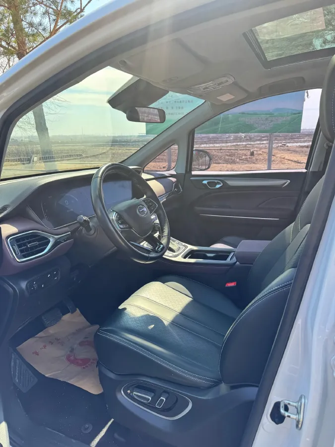 2021 GAC Trumpchi M6 1.5T 169HP L4 7DCT,autocango,china used car exporter,china ev exporter,chinese used car exporter,chinese used ev exporter