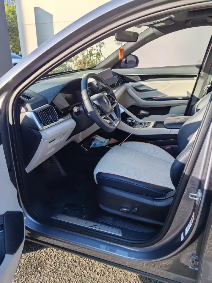 2022 Hyundai Tucson 2.0L 150HP L4 6AT Hybrid,autocango,china used car exporter,china ev exporter,chinese used car exporter,chinese used ev exporter